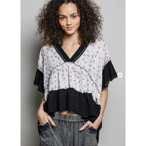 POL Floral Print V-Neck Woven Blouse With Gentle Gathers Mixed Media Top Large